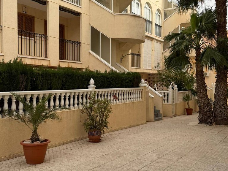 Apartment for Sale in Orihuela Costa, Alicante 4