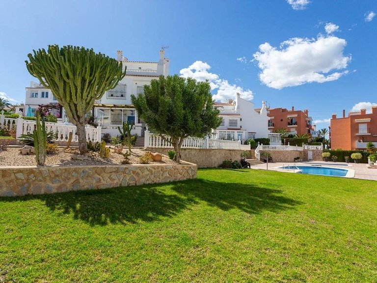 Villa for Sale in Costa Blanca Torrevieja, Alicante 13