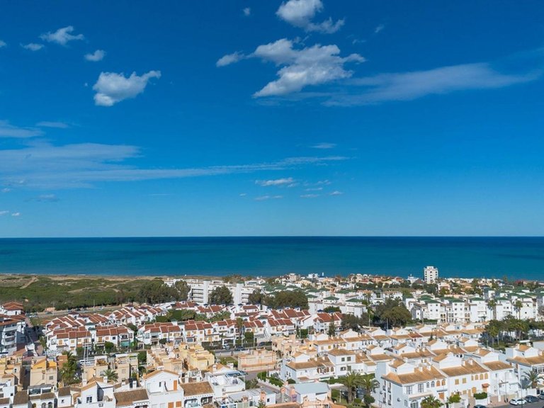 Villa for Sale in Costa Blanca Torrevieja, Alicante 15