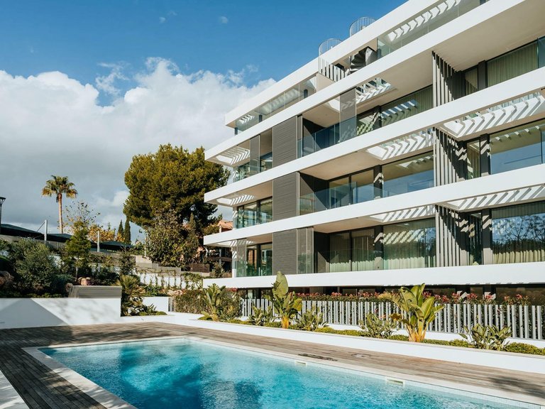Newly built flat with luxury finishings in Cala Mayor , Palma de Mallorca, Baleares 1