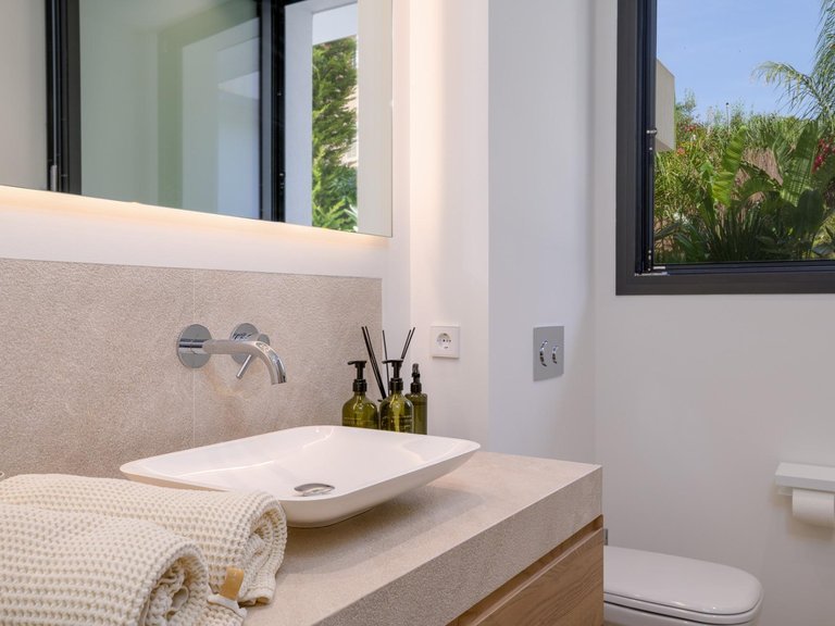 A splendid ground-floor flat with a modern design, featuring a large terrace in La Bonanova, Palma , Palma de Mallorca, Baleares 23