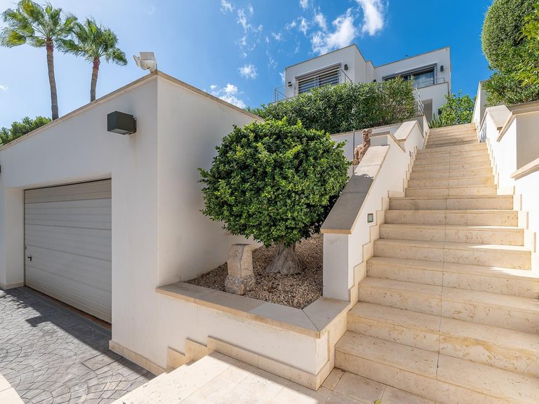 Exclusive luxury villa with panoramic sea views in Costa d'en Blanes , Calvià, Baleares 10