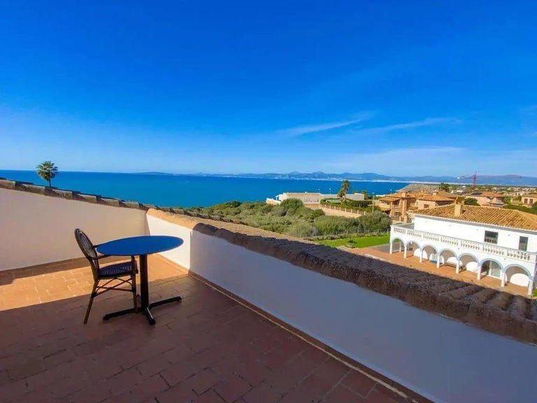Villa with sea views and pool , Llucmajor, Baleares 13