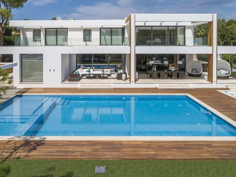 Newly built luxury villa with pool and beautiful garden in Santa Ponsa , Calvià, Baleares 21