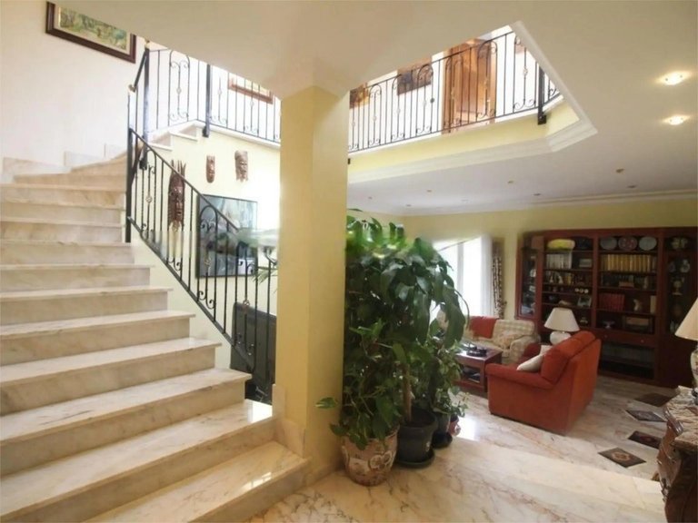 Eight-Bedroom Villa with Pool and Sea Views in Cas Catalá , Calvià, Baleares 11