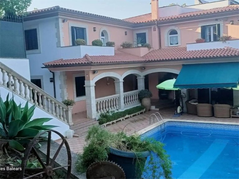 Eight-Bedroom Villa with Pool and Sea Views in Cas Catalá , Calvià, Baleares 17