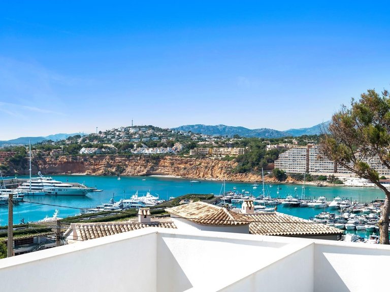 NEW BUILT VILLA IN EL TORO WITH FANTASTIC SEA VIEWS , Calvià, Baleares 3