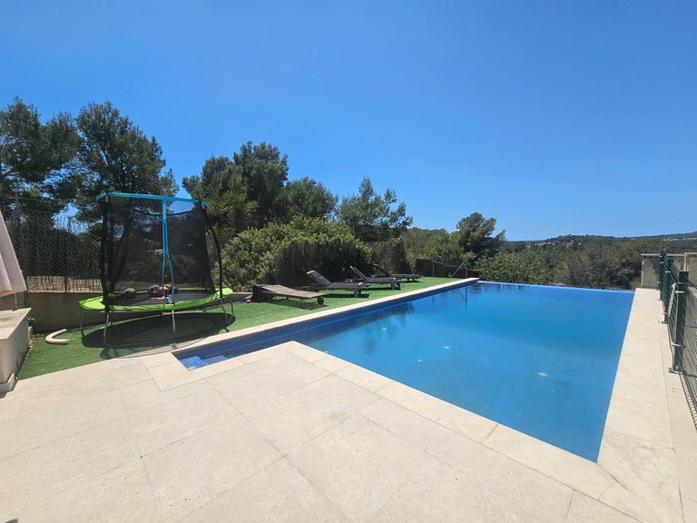 Spacious Family Home with Pool close to the Beach , Calvià, Baleares 1
