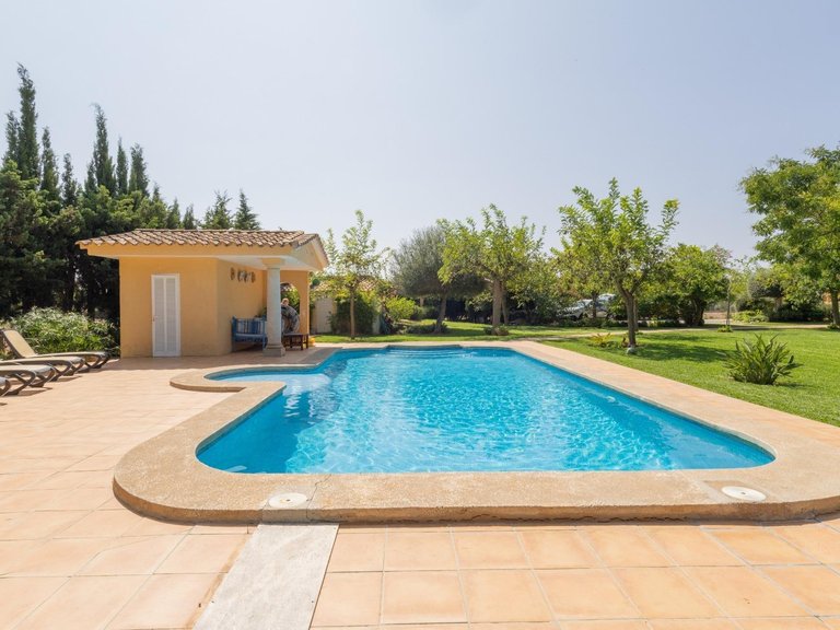 Finca with holiday rental licence 6' away from the sea , Pollença, Baleares 10