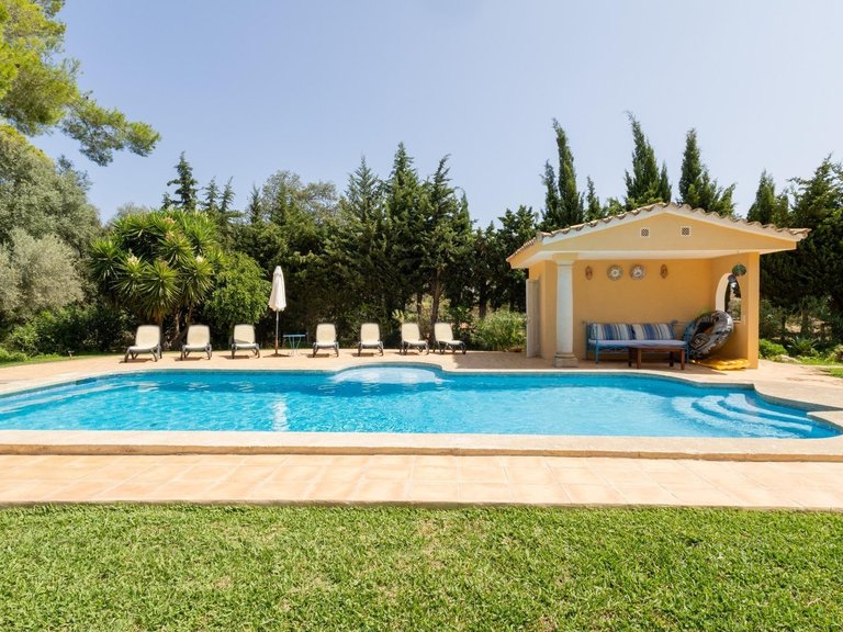 Finca with holiday rental licence 6' away from the sea , Pollença, Baleares 11