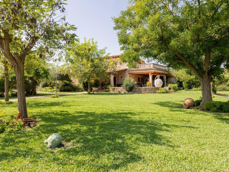 Finca with holiday rental licence 6' away from the sea , Pollença, Baleares 14