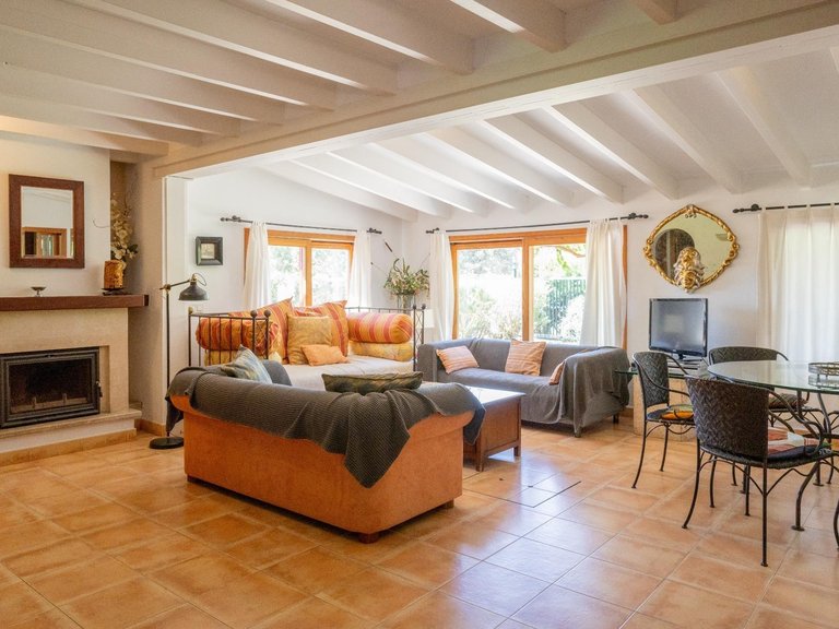Finca with holiday rental licence 6' away from the sea , Pollença, Baleares 20