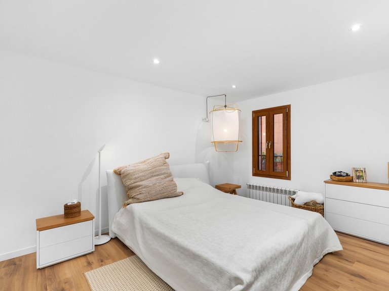 Newly refurbished 3 bedroom apartment with terrace and sea views in Bonanova , Palma de Mallorca, Baleares 13
