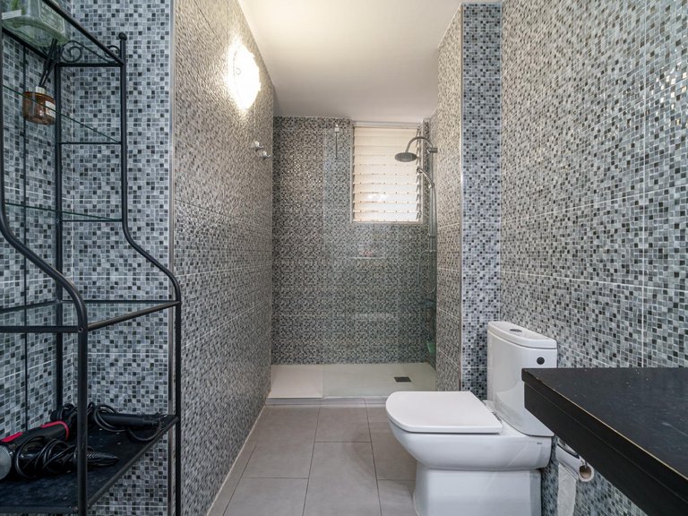 Two bedroom flat on the Paseo Maritimo with views to the marina of Palma , Palma de Mallorca, Baleares 23