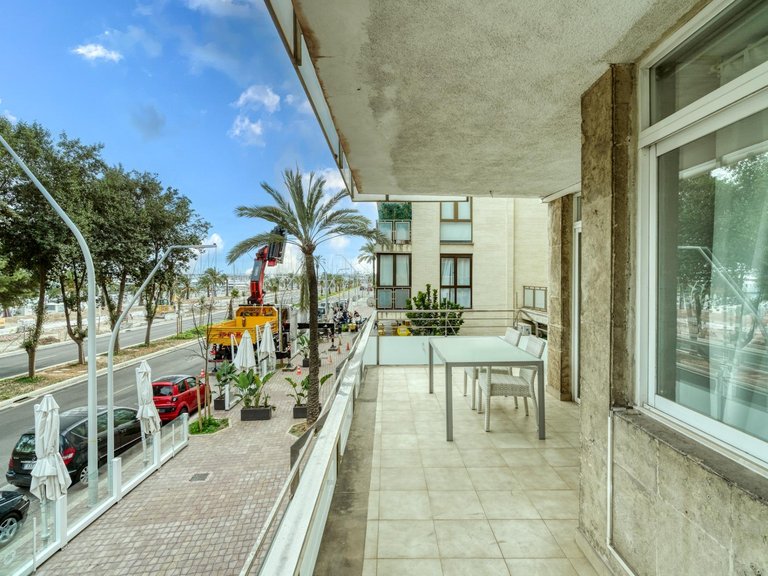 Two bedroom flat on the Paseo Maritimo with views to the marina of Palma , Palma de Mallorca, Baleares 5