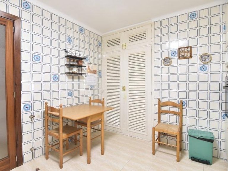 Spacious central apartment with excellent layout , Palma de Mallorca, Baleares 13