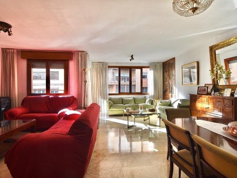Spacious central apartment with excellent layout , Palma de Mallorca, Baleares 7