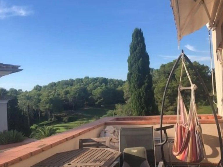 2-bed penthouse in a pleasant development with lovely views in Bendinat , Calvià, Baleares 3