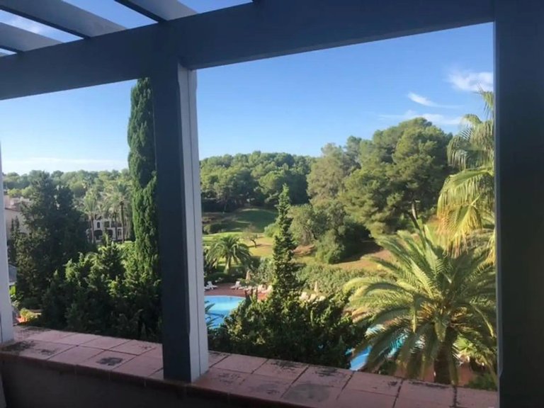 2-bed penthouse in a pleasant development with lovely views in Bendinat , Calvià, Baleares 4