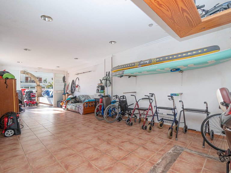 OPPORTUNITY IN MALLORCA! Commercial Premises for Sale and Business Transfer in Cala Bona , Son Servera, Baleares 13