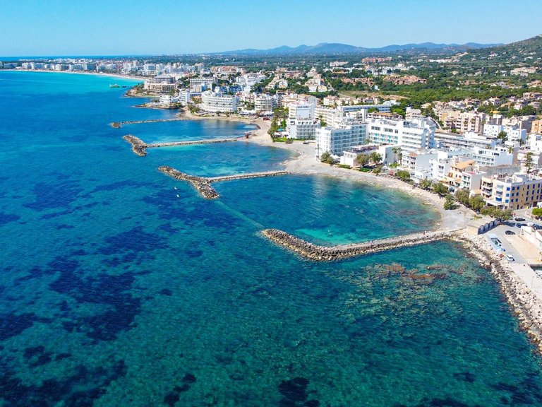 OPPORTUNITY IN MALLORCA! Commercial Premises for Sale and Business Transfer in Cala Bona , Son Servera, Baleares 20