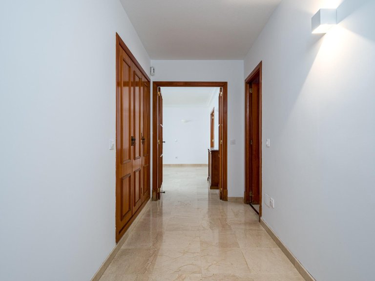 Stately 4 bedroom flat in the centre of Palma with terrace and garage. , Palma de Mallorca, Baleares 13