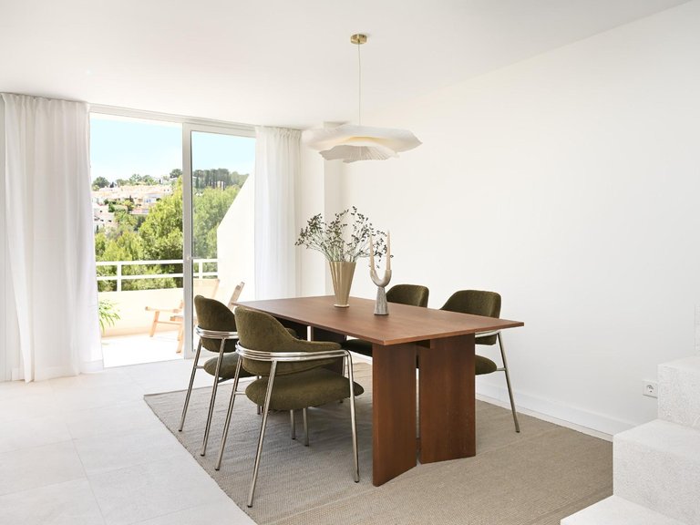 4-bed renovated triplex with terrace, garage and sea views in Cas Catala , Calvià, Baleares 4