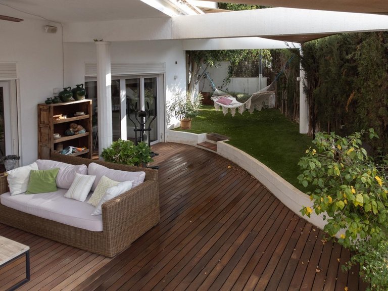 Villa with Partial Sea Views and Premium Amenities in Sant Agustí. , Palma de Mallorca, Baleares 12