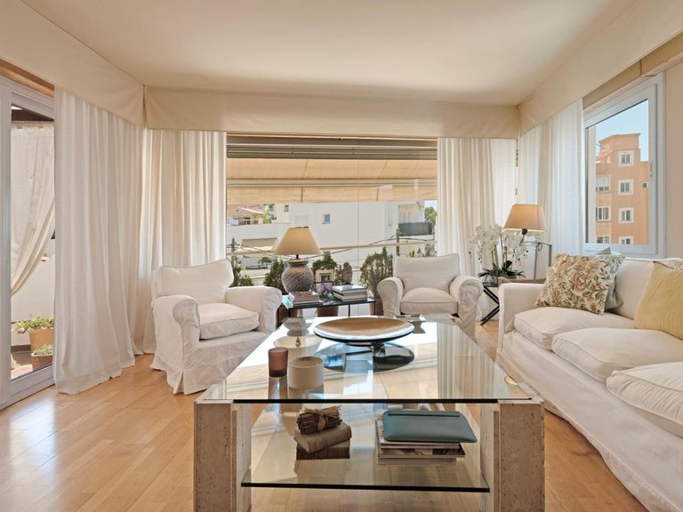 Villa with Partial Sea Views and Premium Amenities in Sant Agustí. , Palma de Mallorca, Baleares 17