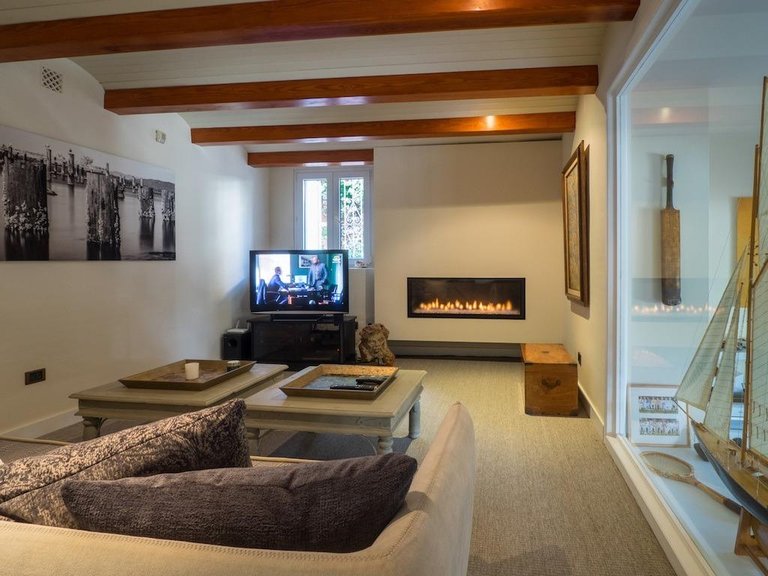 Villa with Partial Sea Views and Premium Amenities in Sant Agustí. , Palma de Mallorca, Baleares 24
