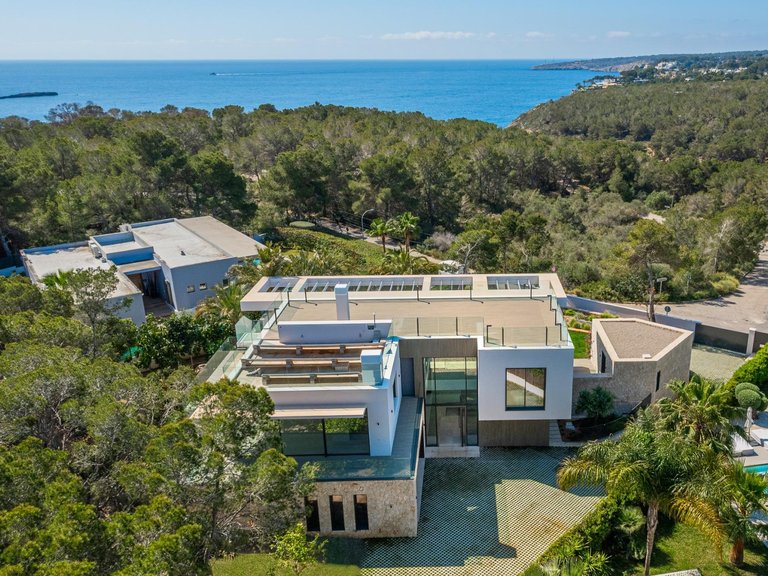 Exclusive 4-bed new build villa in Cala Vinyes , Calvià, Baleares 2