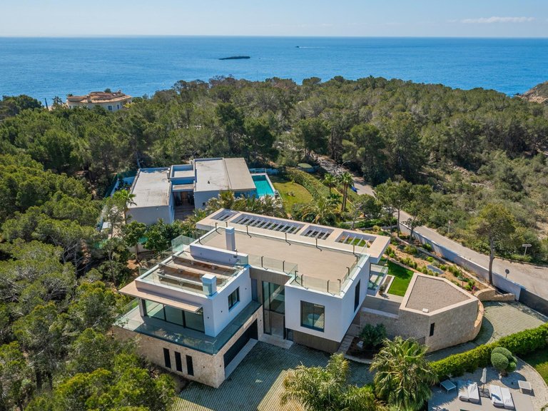 Exclusive 4-bed new build villa in Cala Vinyes , Calvià, Baleares 3