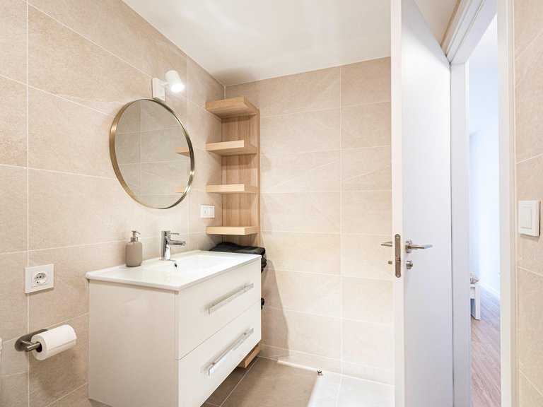 Furnished two-bedroom flat in a newly built residential complex with swimming pool and parking. , Palma de Mallorca, Baleares 23