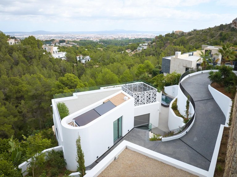 Newly built luxury villa with exceptional finishes and views of the hills of Son Vida , Palma de Mallorca, Baleares 4