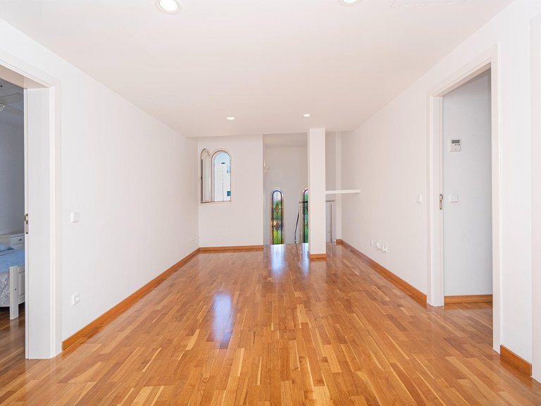 Semi-detached villa with swimming pool, solarium and garage, 4 minutes from the beach and golf course. , Llucmajor, Baleares 26