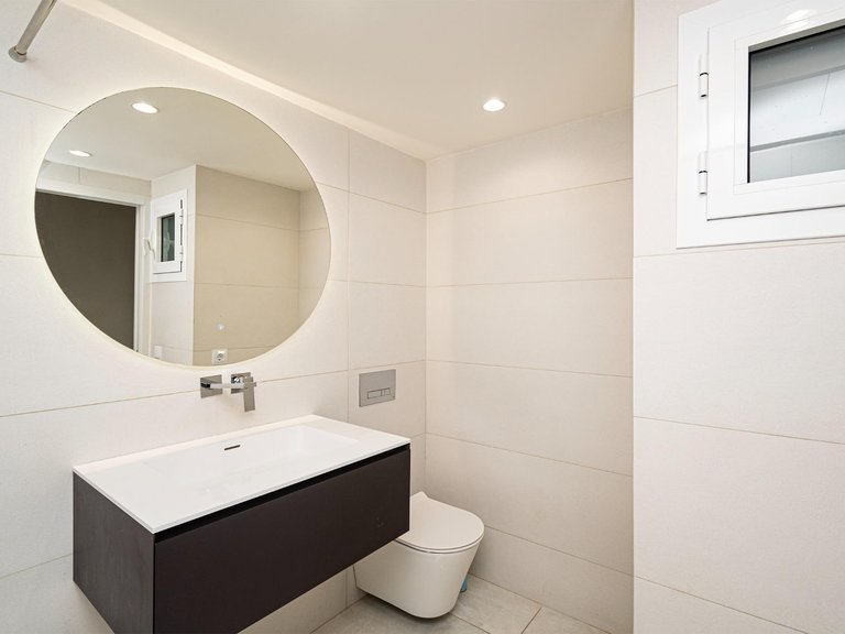 Renovated 3-bedroom flat with terrace in Santa Catalina , Palma de Mallorca, Baleares 22