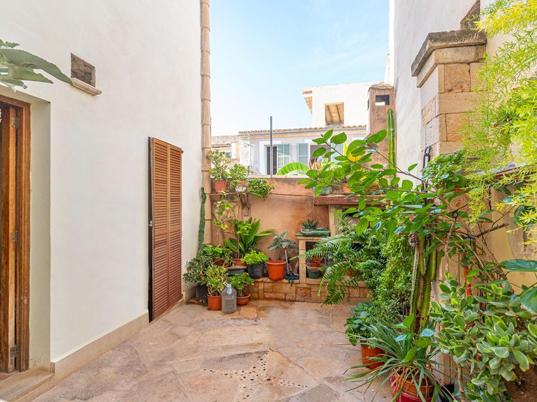 4-bedroom village house with terrace and water well in Felanitx , Felanitx, Baleares 1