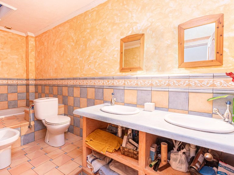 4-bedroom village house with terrace and water well in Felanitx , Felanitx, Baleares 18