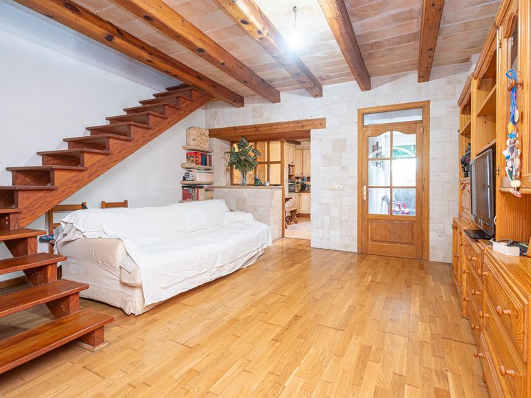 4-bedroom village house with terrace and water well in Felanitx , Felanitx, Baleares 5