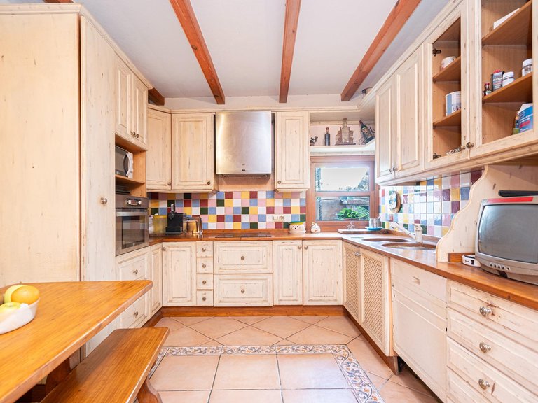 4-bedroom village house with terrace and water well in Felanitx , Felanitx, Baleares 9