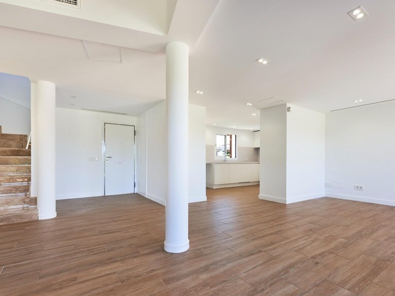 Exclusive villa on the front line of the golf course in Nova Santa Ponsa. , Calvià, Baleares 11