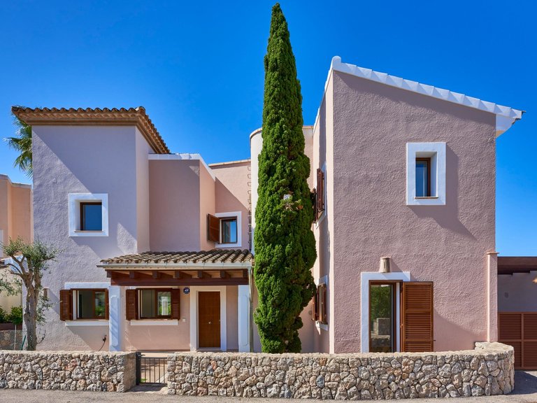 Exclusive villa on the front line of the golf course in Nova Santa Ponsa. , Calvià, Baleares 2