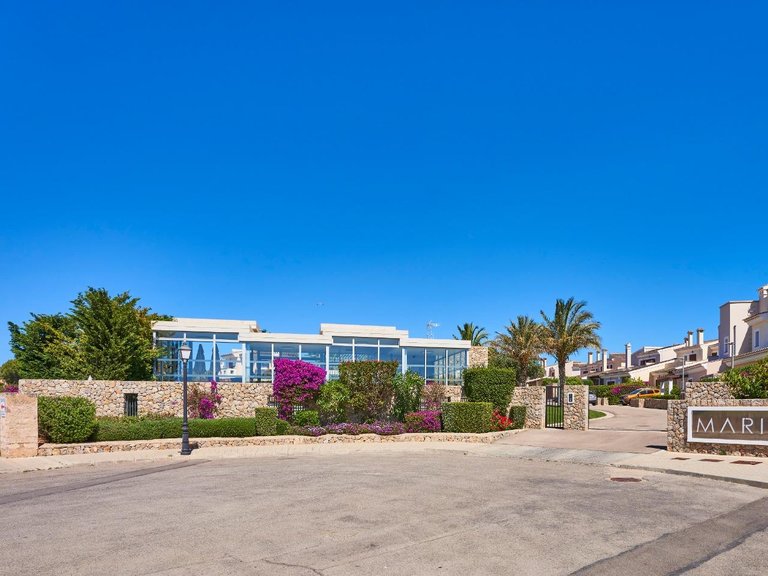 Exclusive villa on the front line of the golf course in Nova Santa Ponsa. , Calvià, Baleares 23