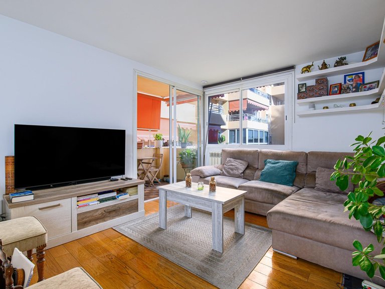 Duplex with 3 bedrooms, communal pool, and optional parking in La Bonanova , Palma de Mallorca, Baleares 1
