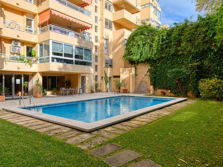 Duplex with 3 bedrooms, communal pool, and optional parking in La Bonanova , Palma de Mallorca, Baleares 24