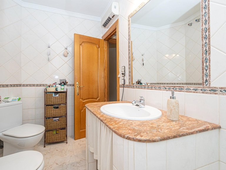 First-floor flat for sale in Parc de Ses Estacions with optional garage , Palma de Mallorca, Baleares 19