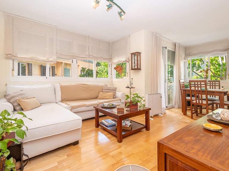 First-floor flat for sale in Parc de Ses Estacions with optional garage , Palma de Mallorca, Baleares 2