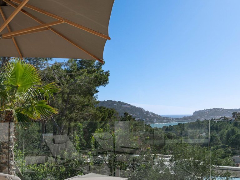 Exceptional 5-bed villa with sea views in Puerto Andratx , Andratx, Baleares 9