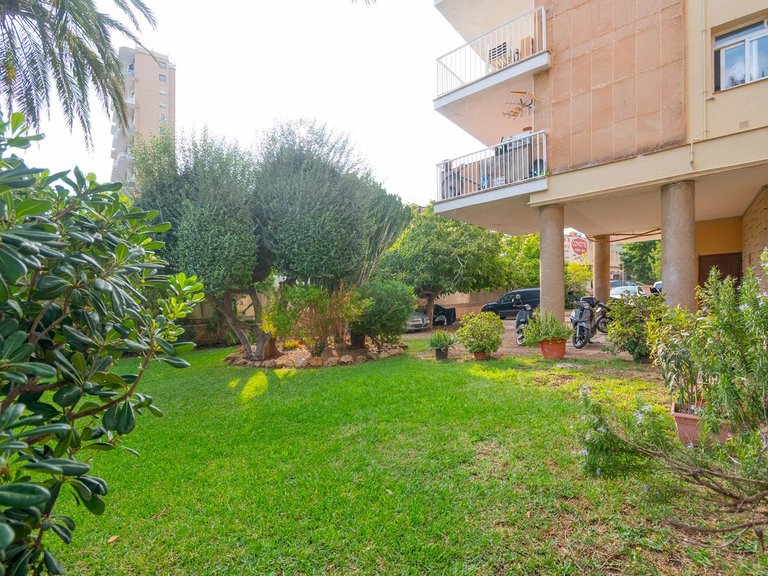Flat with 2 bedrooms and terrace 200 metres from Magaluf beach , Calvià, Baleares 2