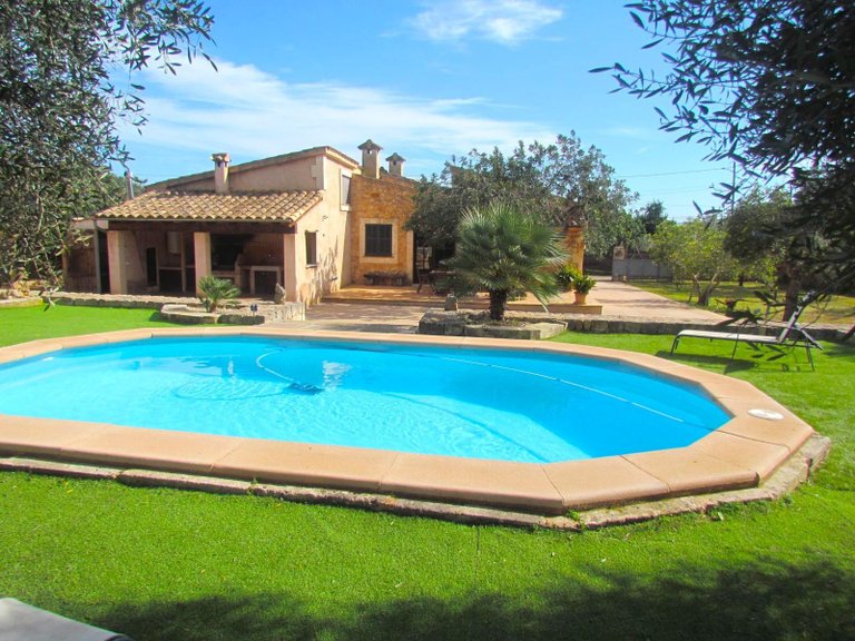 Spectacular Country Estate with Garden, Pool, Barbecue, and Parking in Santa Eugenia , Santa Eugènia, Baleares 1